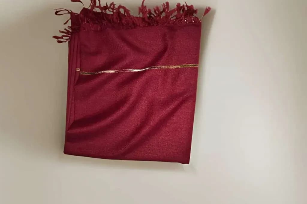 Pure Wool Shawl Maroon