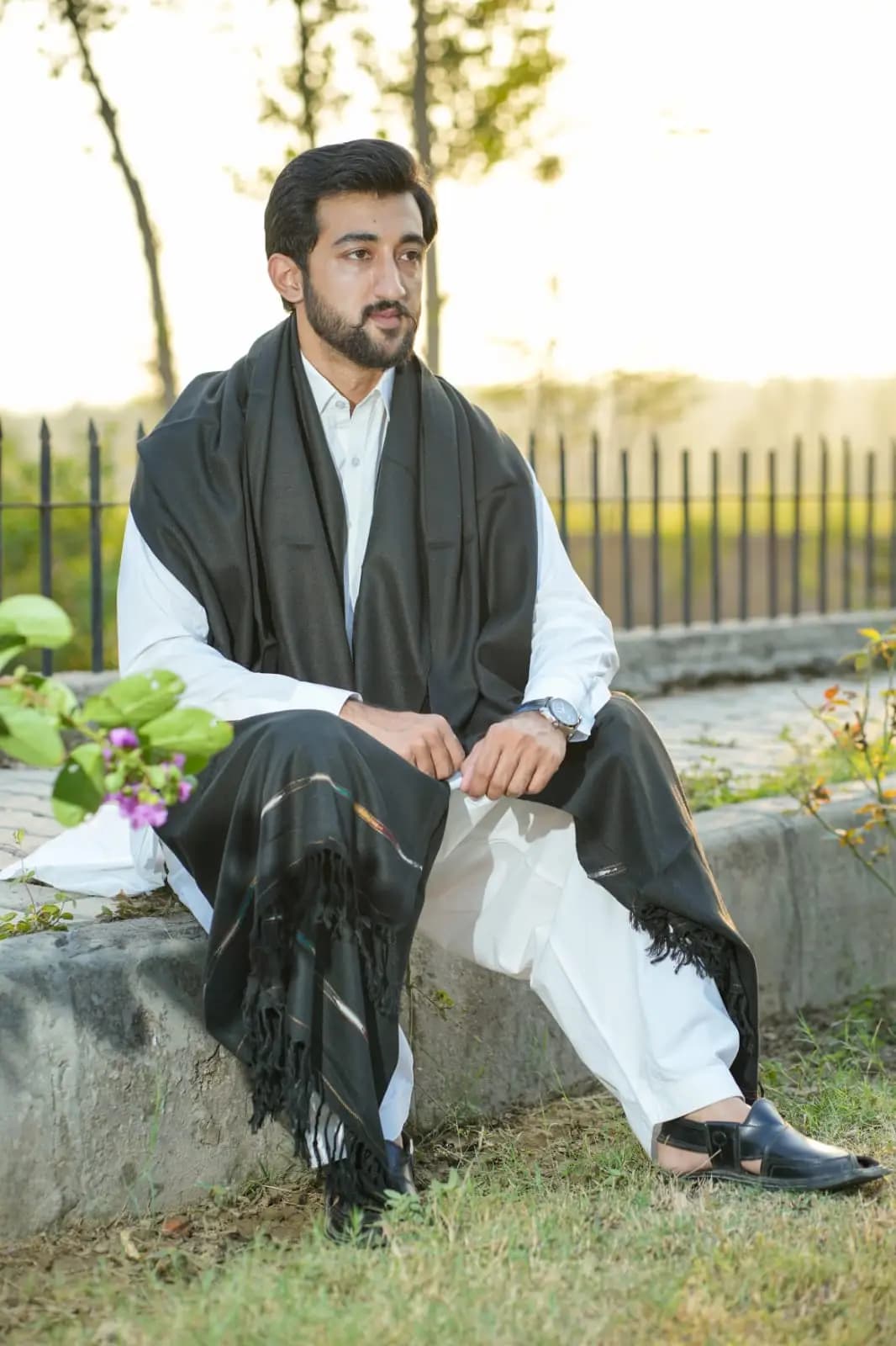 72 Wool Men Black Shawl – Premium Handwoven Comfort and Style